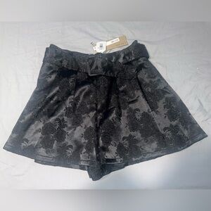 Women’s Floral Embellished Shorts